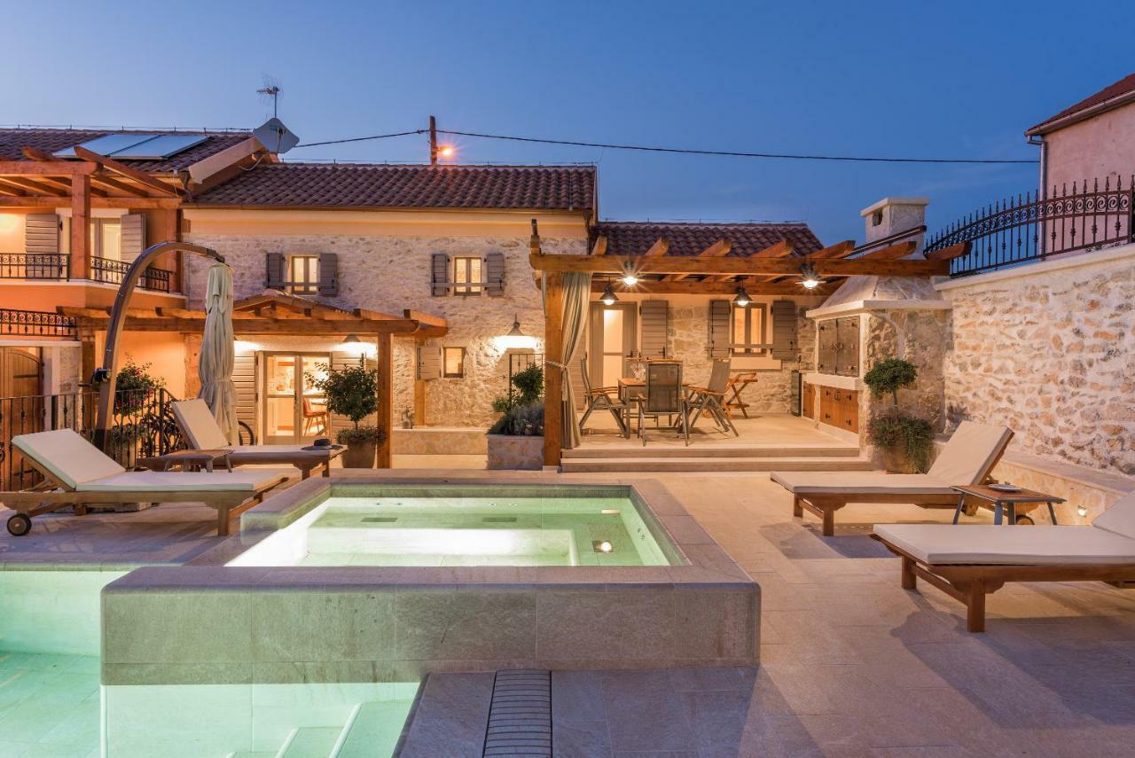 Villa Hirundo Rustica Skradin Bagian luar foto