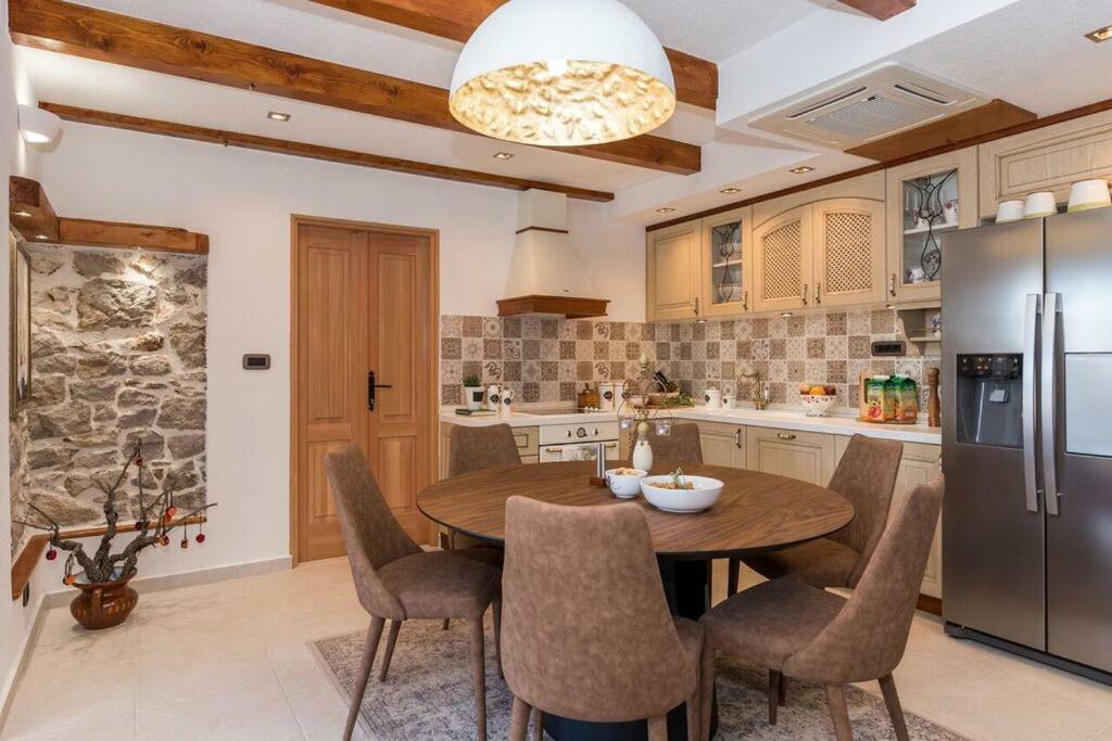 Villa Hirundo Rustica Skradin Bagian luar foto