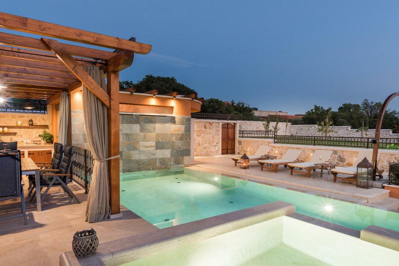 Villa Hirundo Rustica Skradin Bagian luar foto